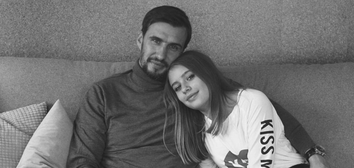 Olivia Bieniuk. Śladami mamy